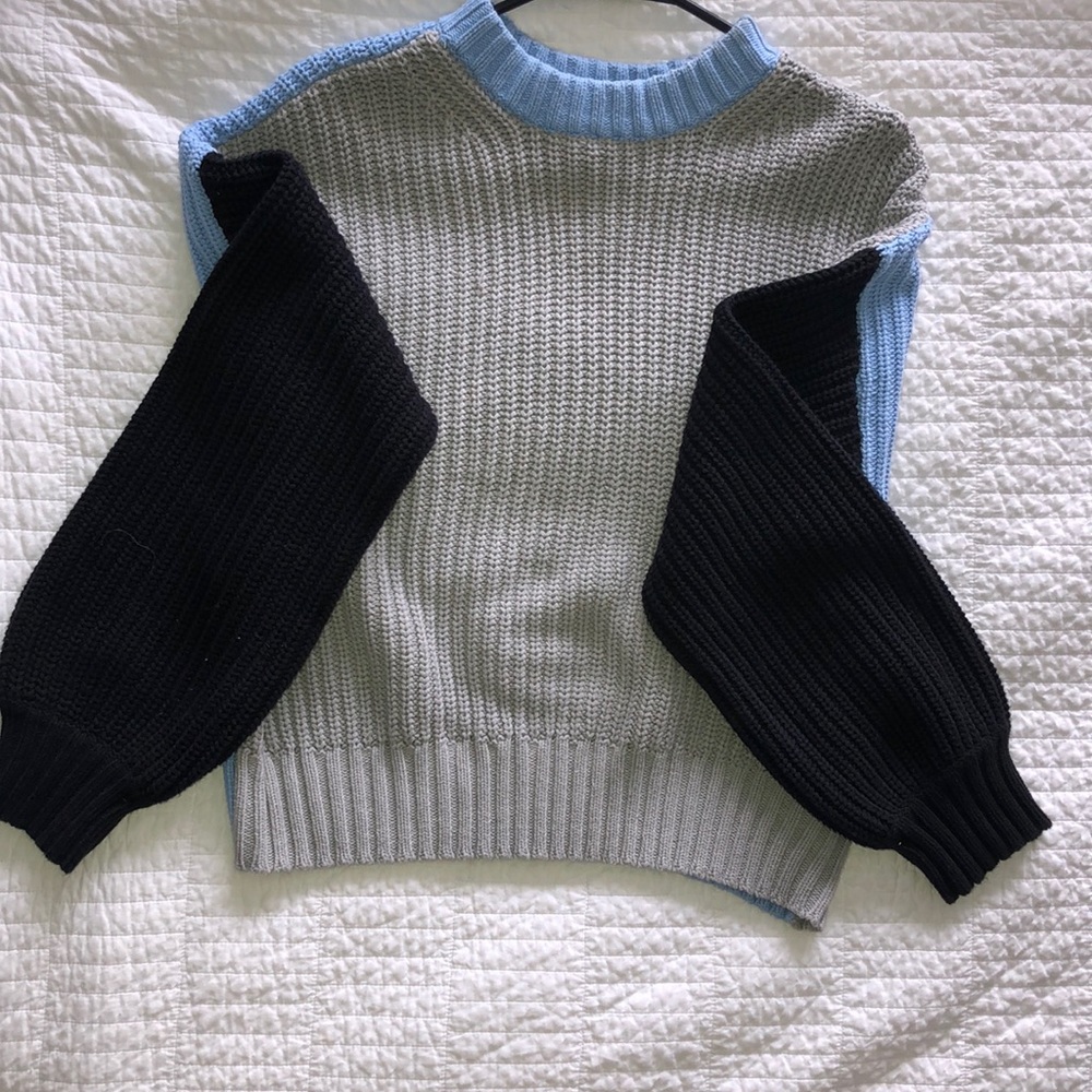 Brand new tri colored sweater